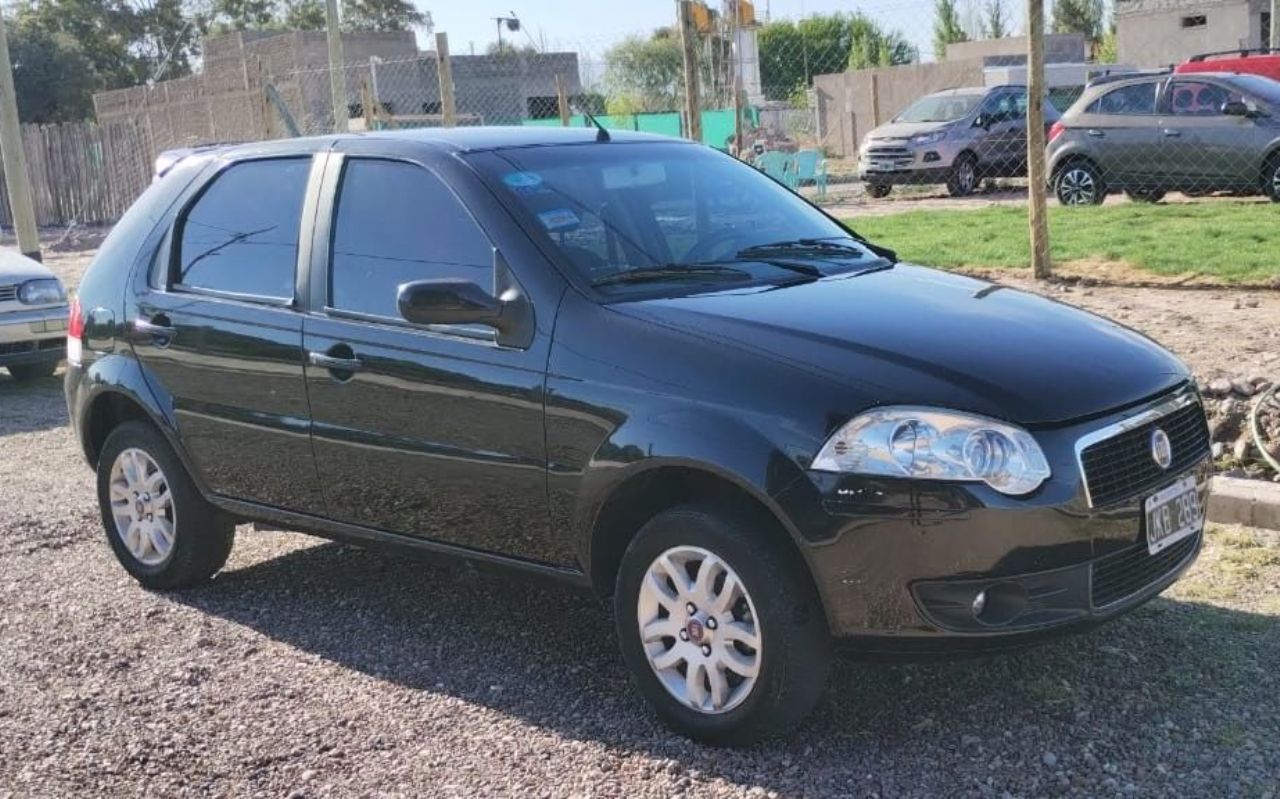 Fiat Palio Usado Financiado en Mendoza, deRuedas
