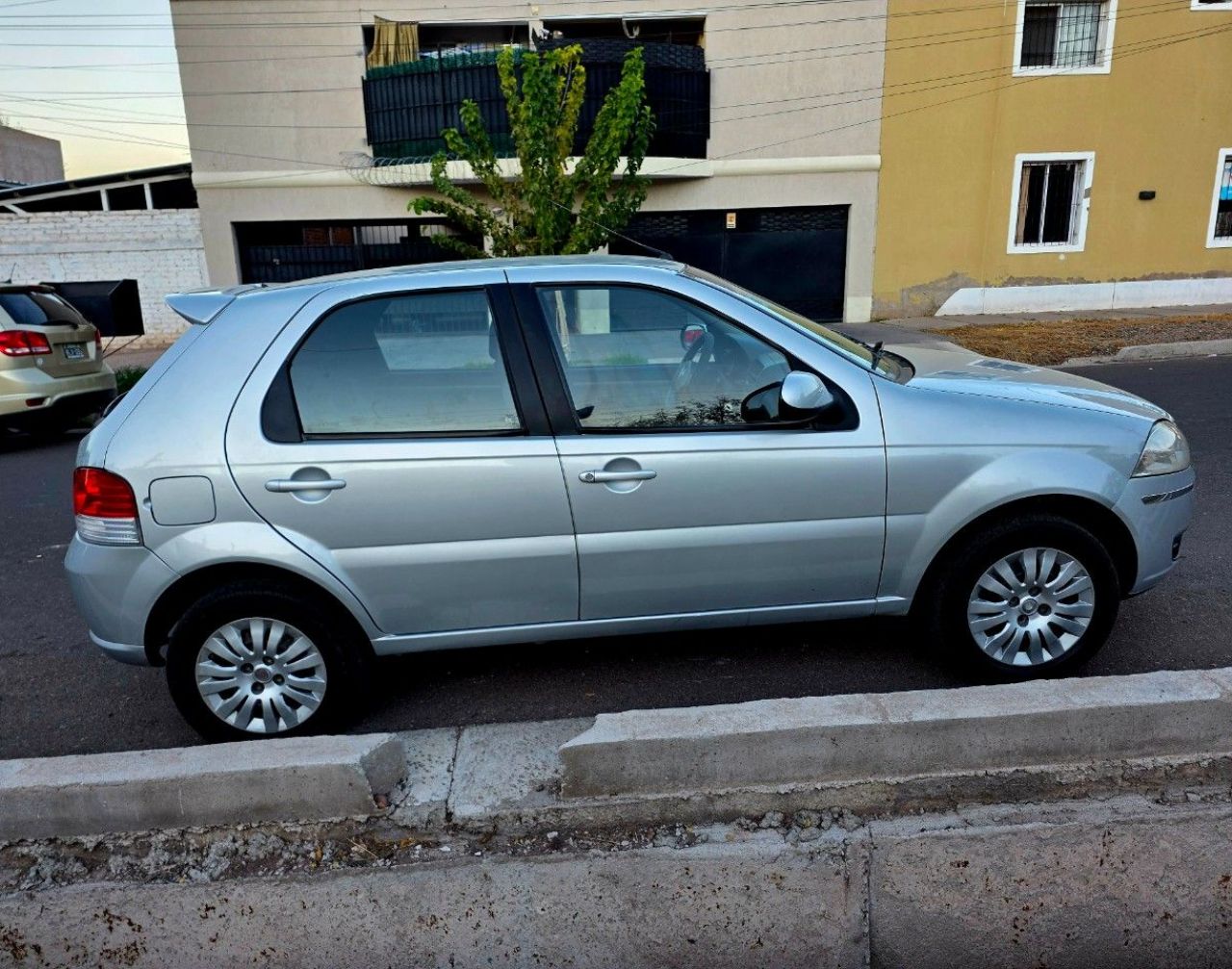Fiat Palio Usado en Mendoza, deRuedas