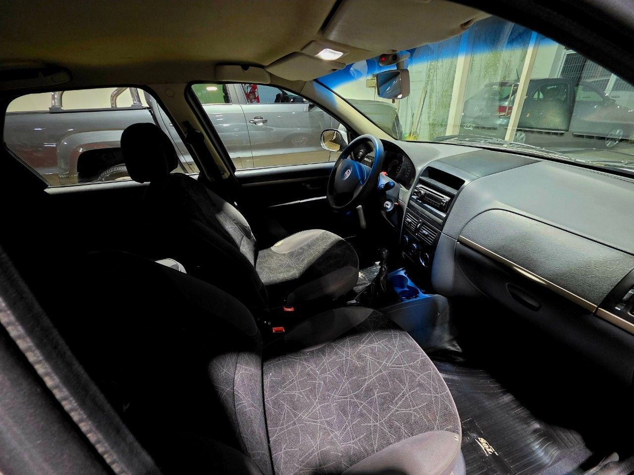 Fiat Palio Usado Financiado en Mendoza, deRuedas