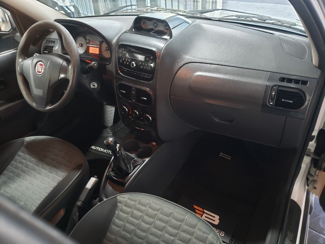 Fiat Palio Usado Financiado en Mendoza, deRuedas