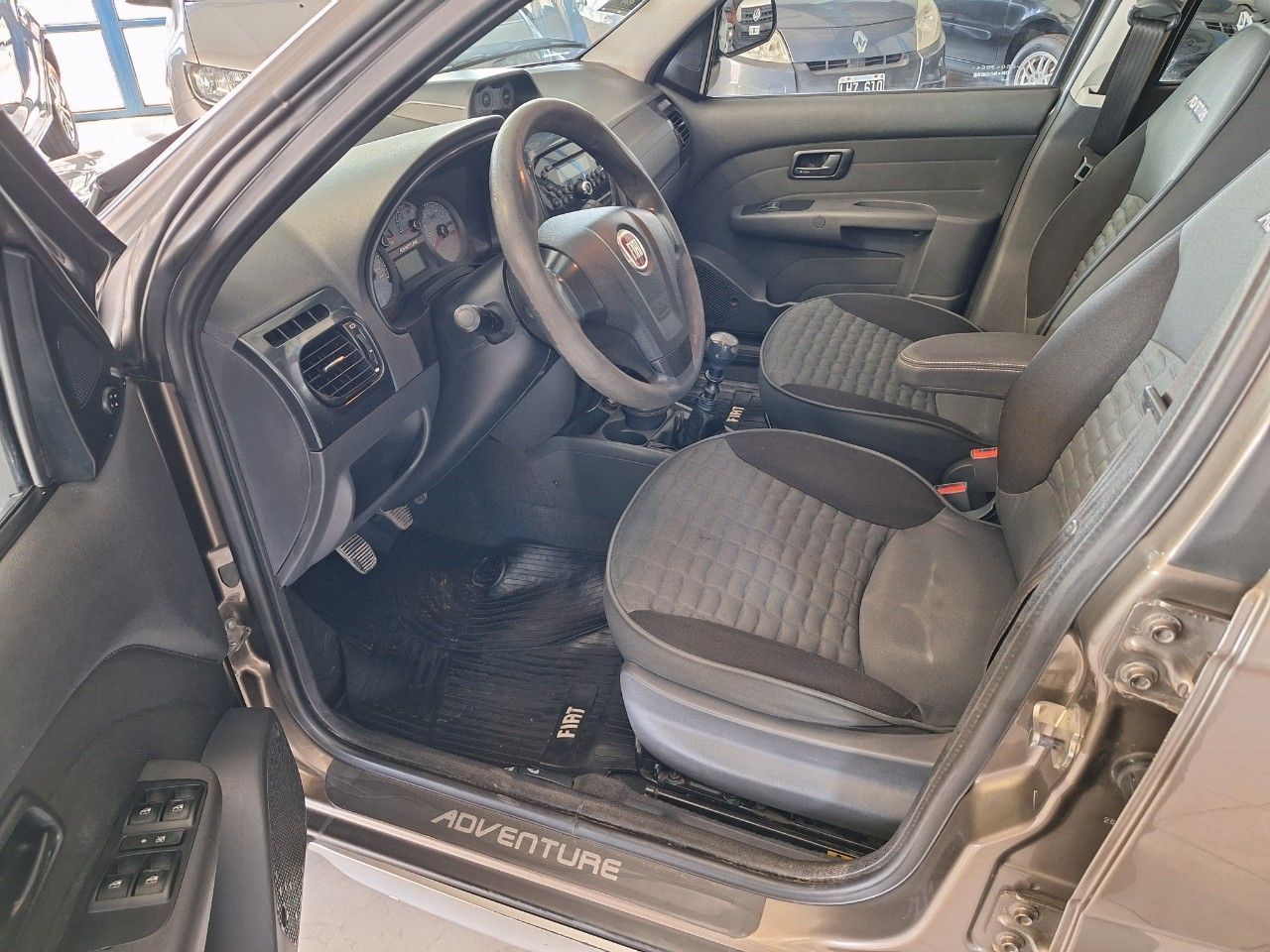Fiat Palio Usado Financiado en Mendoza, deRuedas