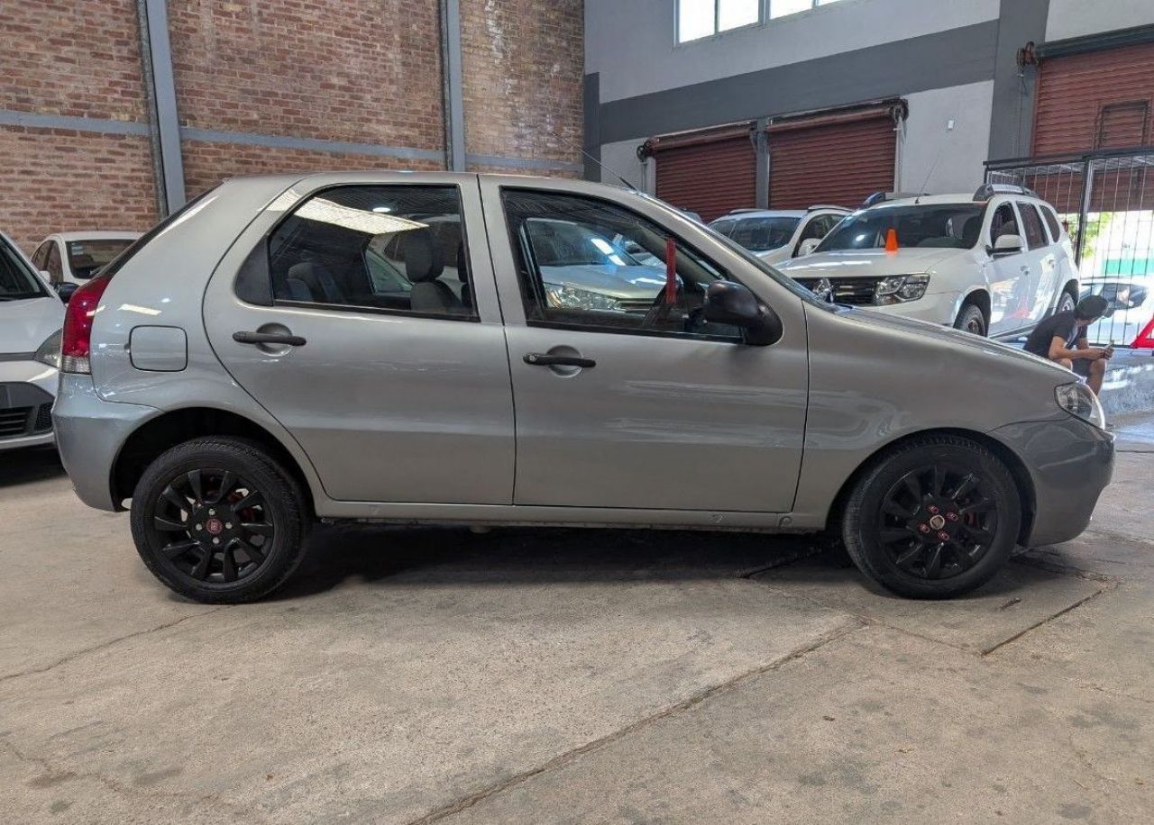 Fiat Palio Usado Financiado en Mendoza, deRuedas