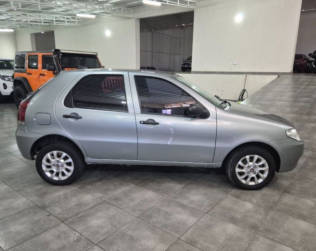 Fiat Palio Usado Financiado en Mendoza, deRuedas