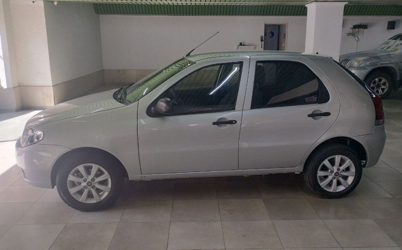 Fiat Palio Usado Financiado en Mendoza, deRuedas