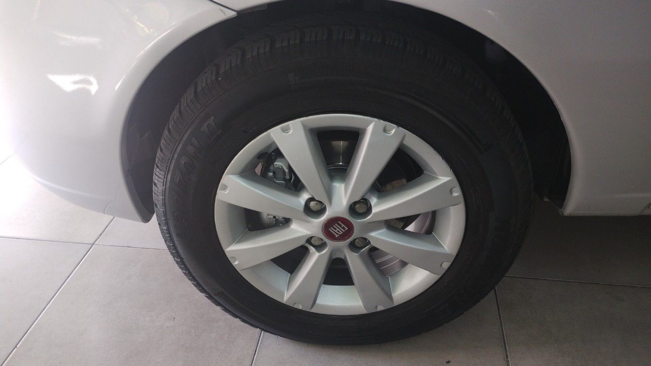 Fiat Palio Usado Financiado en Mendoza, deRuedas