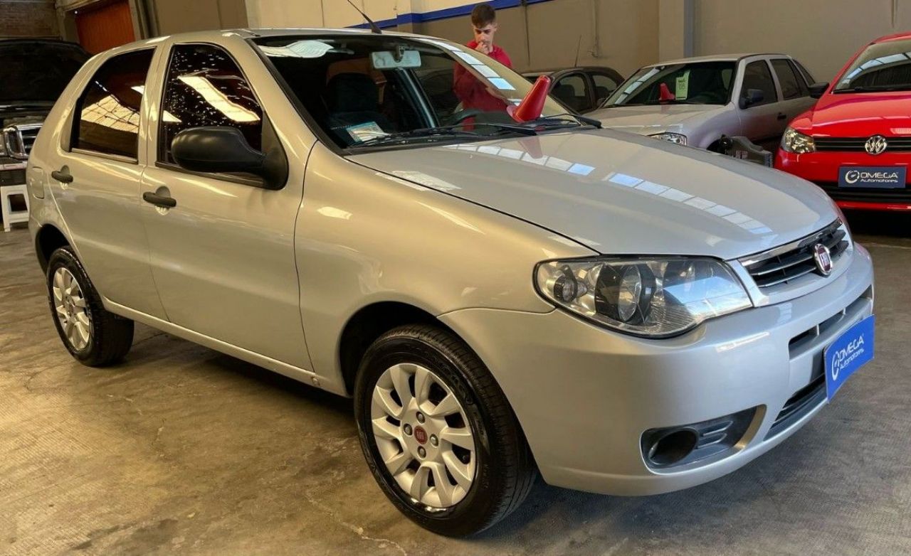 Fiat Palio Usado Financiado en Mendoza, deRuedas