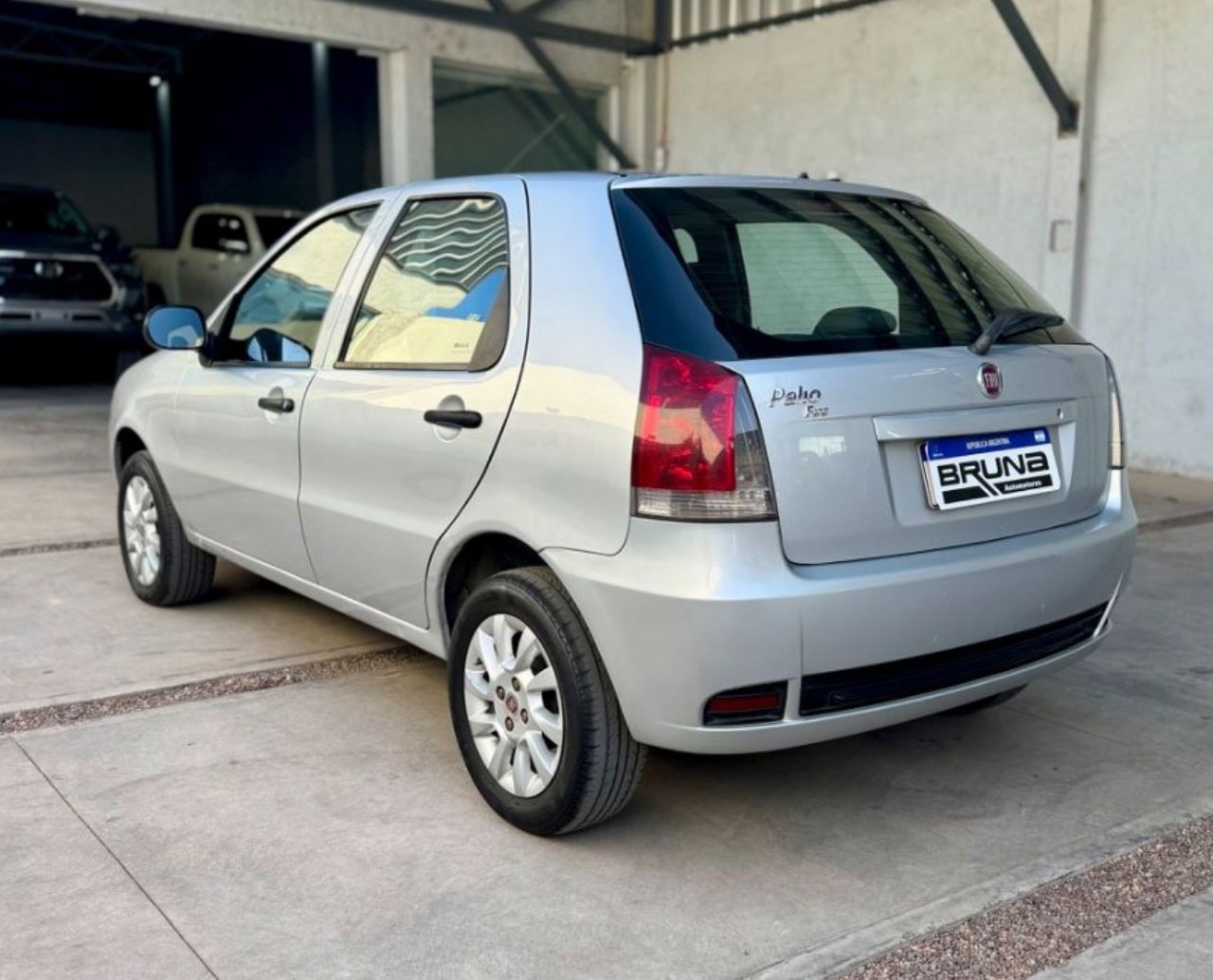 Fiat Palio Usado Financiado en Mendoza, deRuedas