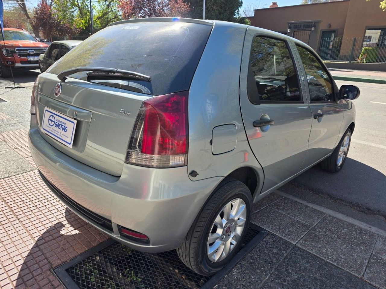 Fiat Palio Usado Financiado en Mendoza, deRuedas