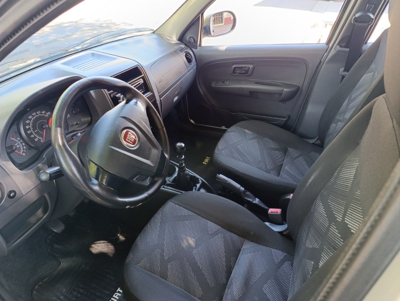 Fiat Palio Usado Financiado en Mendoza, deRuedas