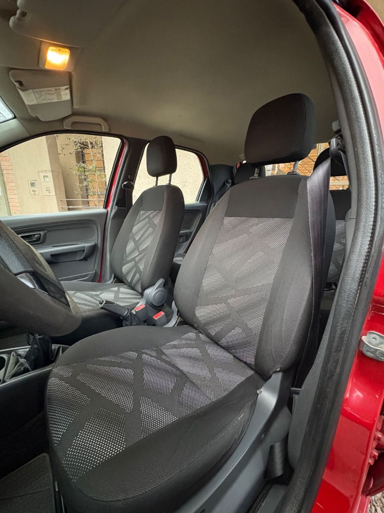 Fiat Palio Usado Financiado en San Juan, deRuedas