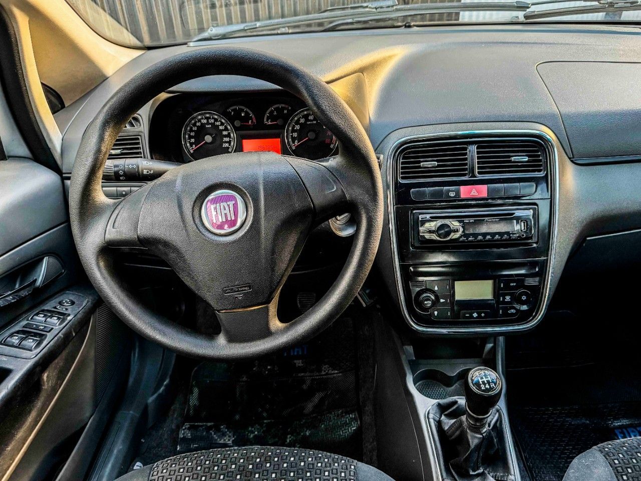Fiat Punto Usado Financiado en Córdoba, deRuedas