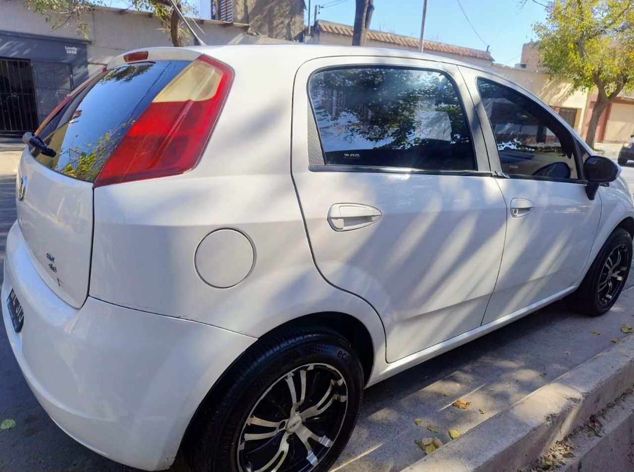 Fiat Punto Usado Financiado en Mendoza, deRuedas