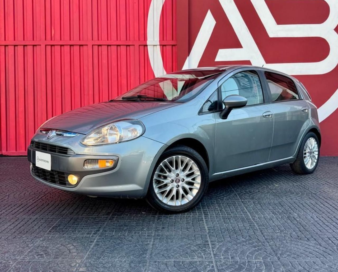Fiat Punto Usado Financiado en Córdoba, deRuedas