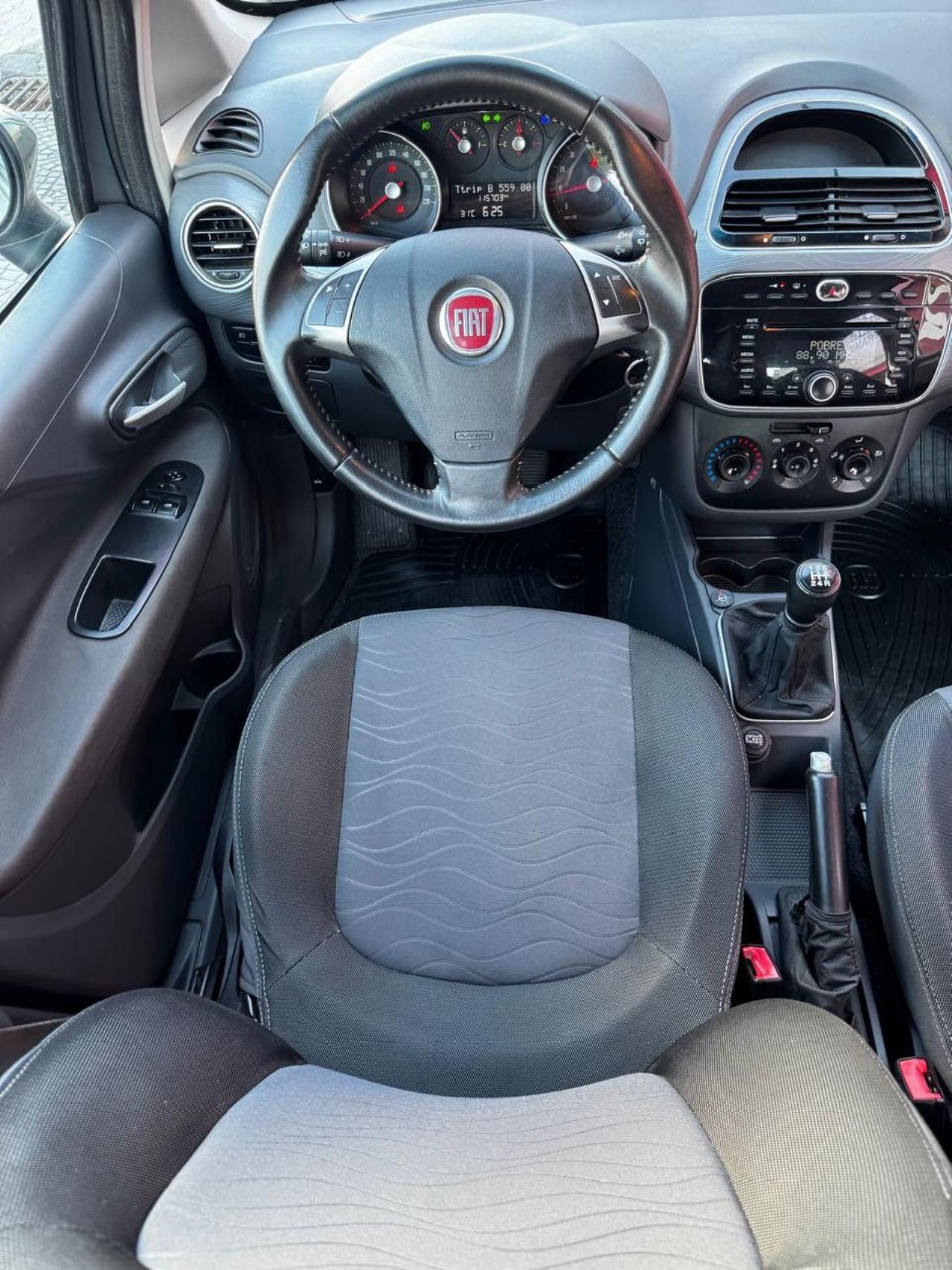 Fiat Punto Usado Financiado en Córdoba, deRuedas