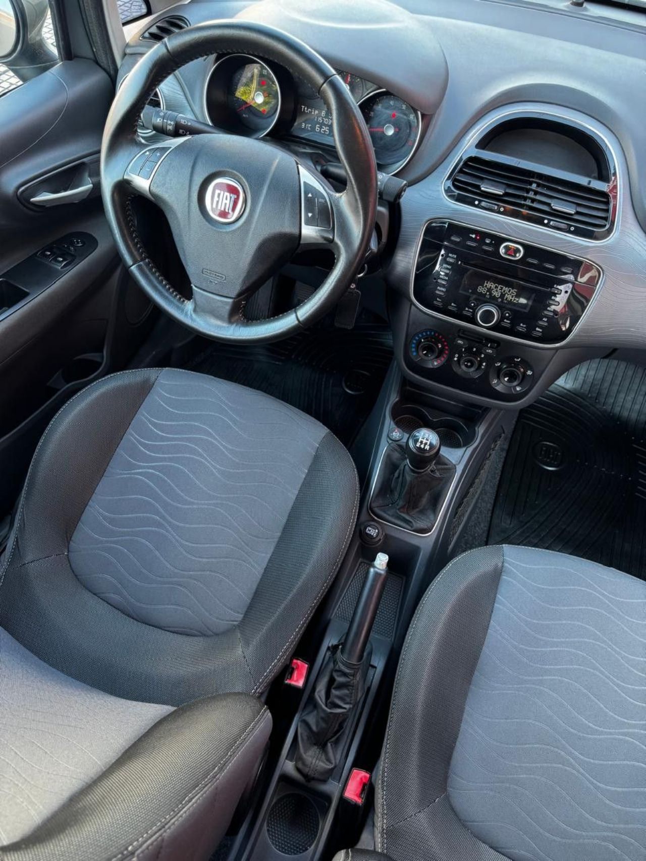 Fiat Punto Usado Financiado en Córdoba, deRuedas