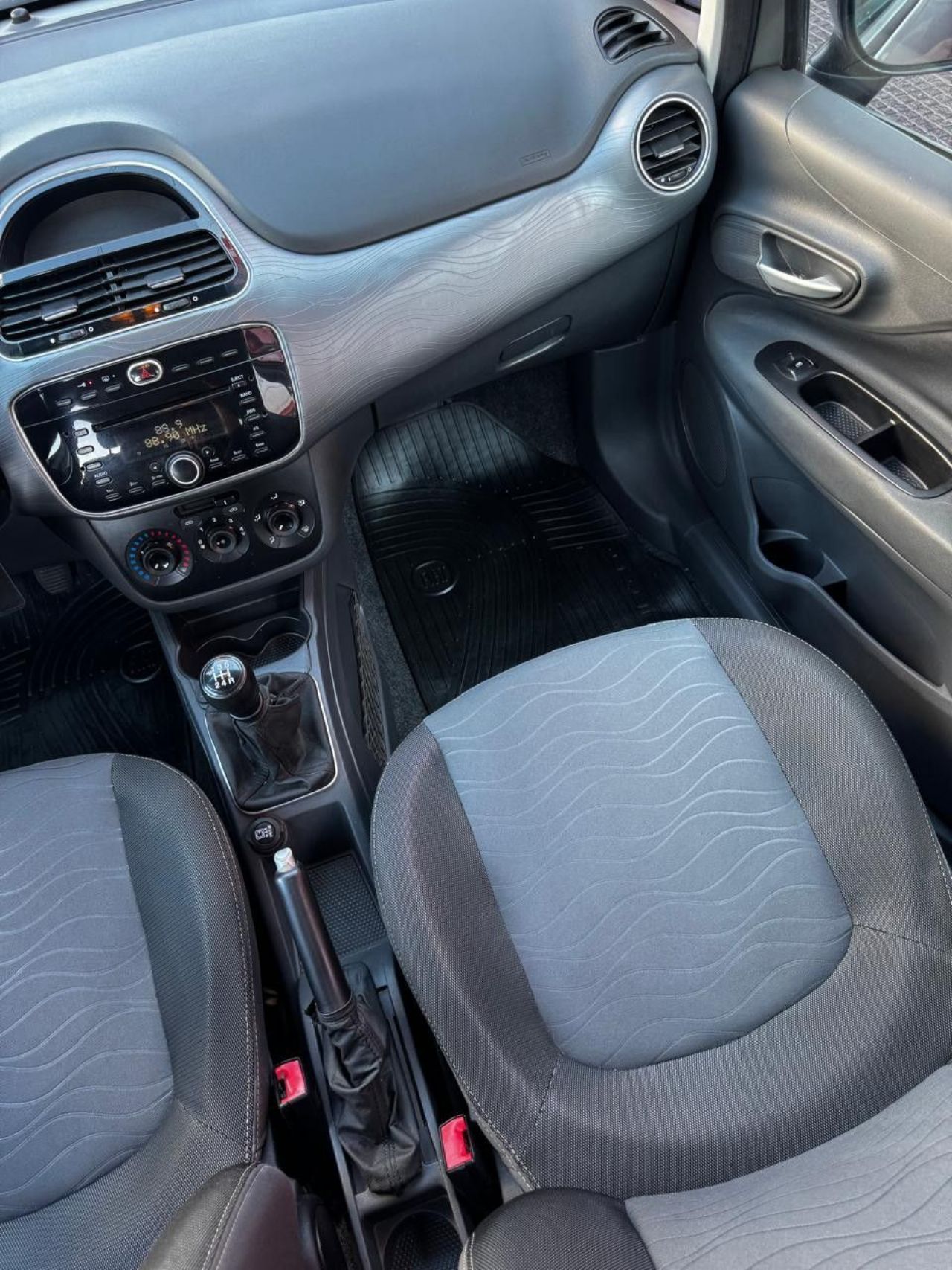 Fiat Punto Usado Financiado en Córdoba, deRuedas