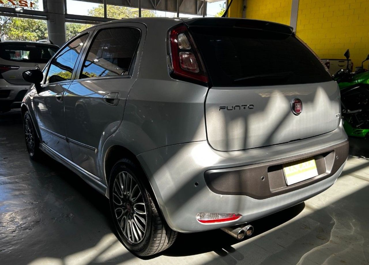 Fiat Punto Usado Financiado en Córdoba, deRuedas