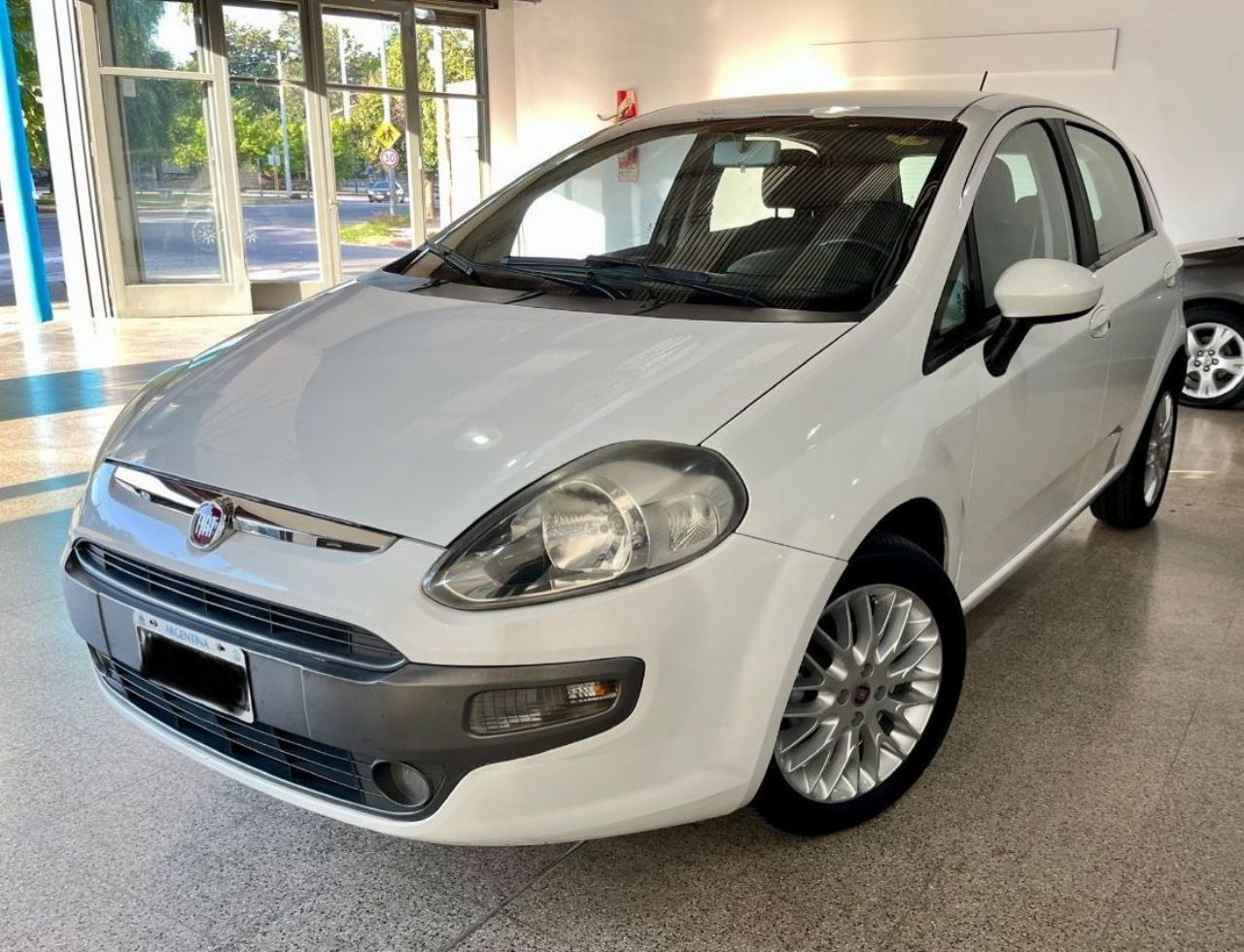 Fiat Punto Usado Financiado en Córdoba, deRuedas