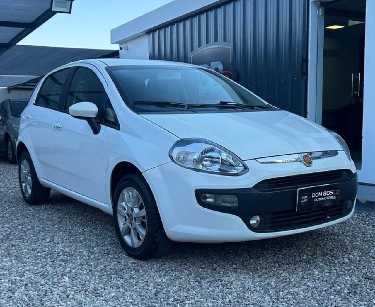 Fiat Punto Usado Financiado en Córdoba, deRuedas
