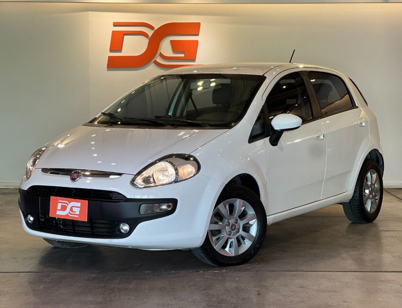 Fiat Punto Usado Financiado en Córdoba, deRuedas