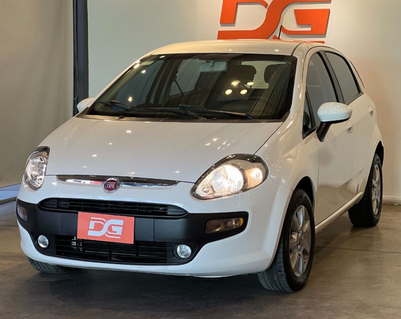 Fiat Punto Usado Financiado en Córdoba, deRuedas