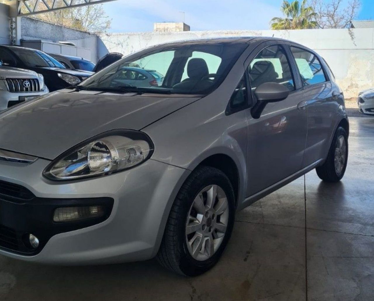 Fiat Punto Usado Financiado en Mendoza, deRuedas
