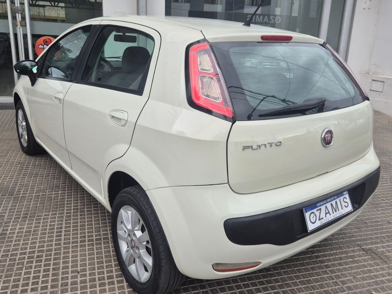Fiat Punto Usado Financiado en Mendoza, deRuedas