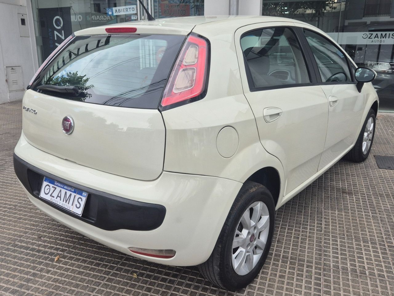 Fiat Punto Usado Financiado en Mendoza, deRuedas