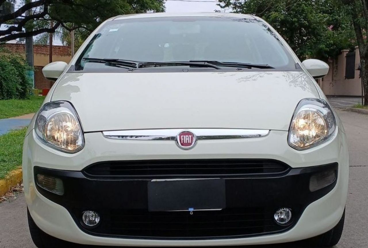 Fiat Punto Usado Financiado en Córdoba, deRuedas