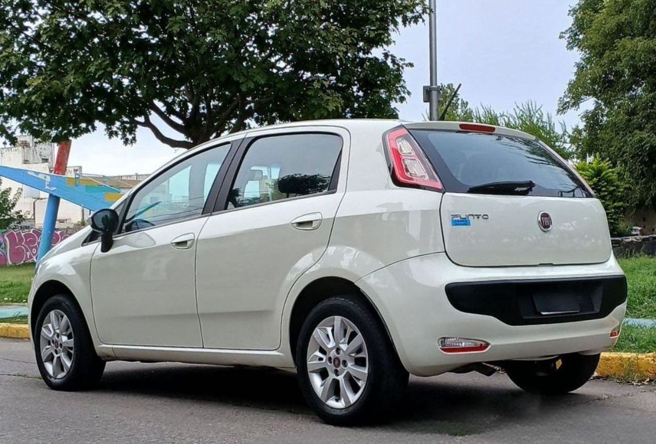Fiat Punto Usado Financiado en Córdoba, deRuedas