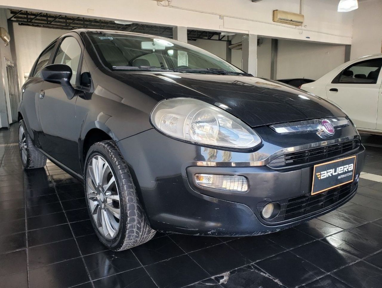 Fiat Punto Usado Financiado en Mendoza, deRuedas