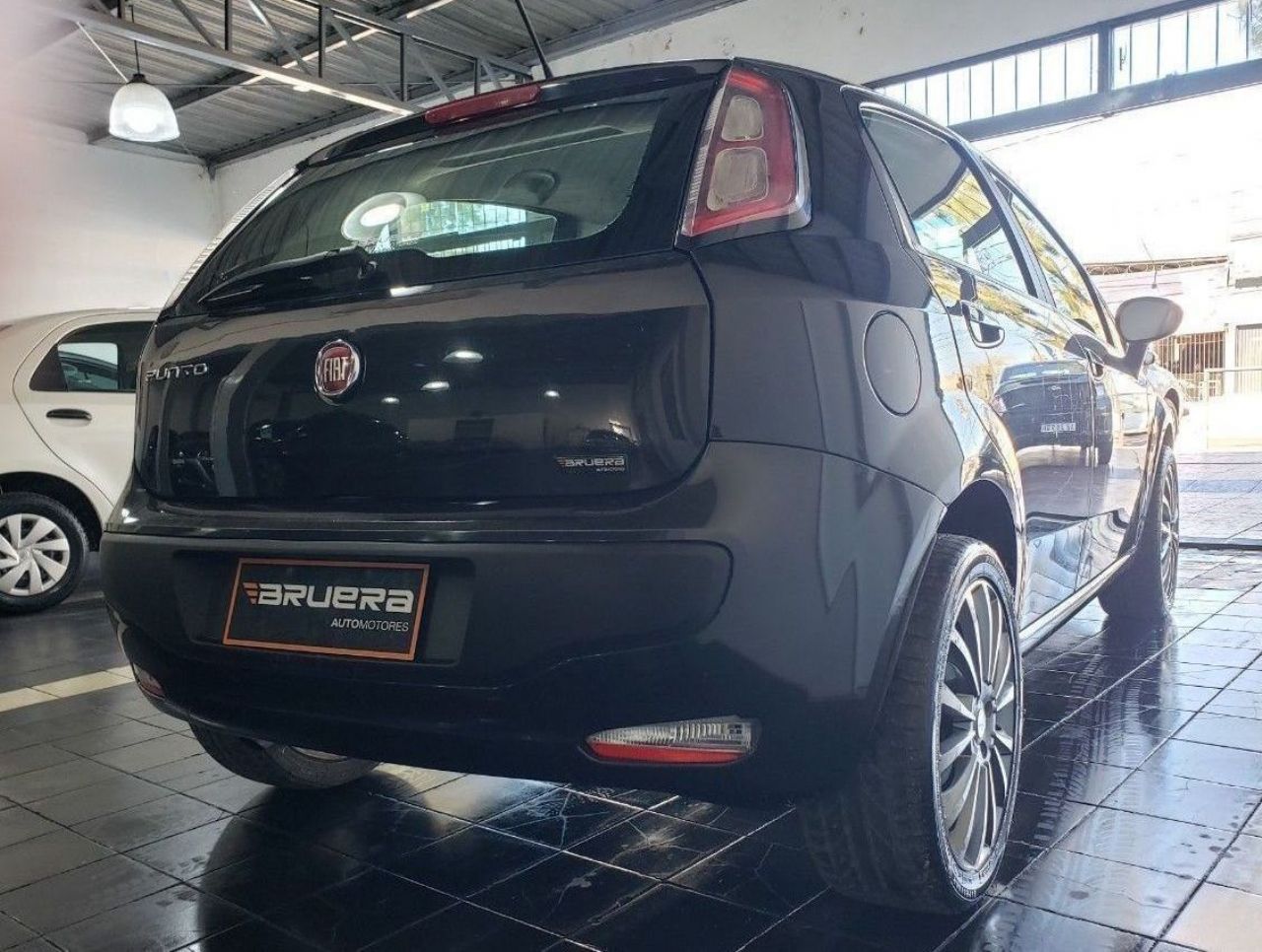 Fiat Punto Usado Financiado en Mendoza, deRuedas