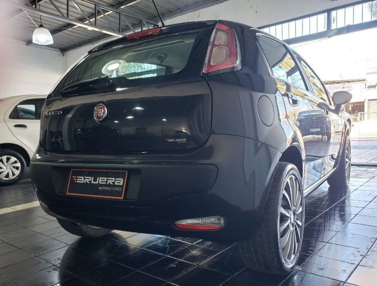 Fiat Punto Usado Financiado en Mendoza, deRuedas