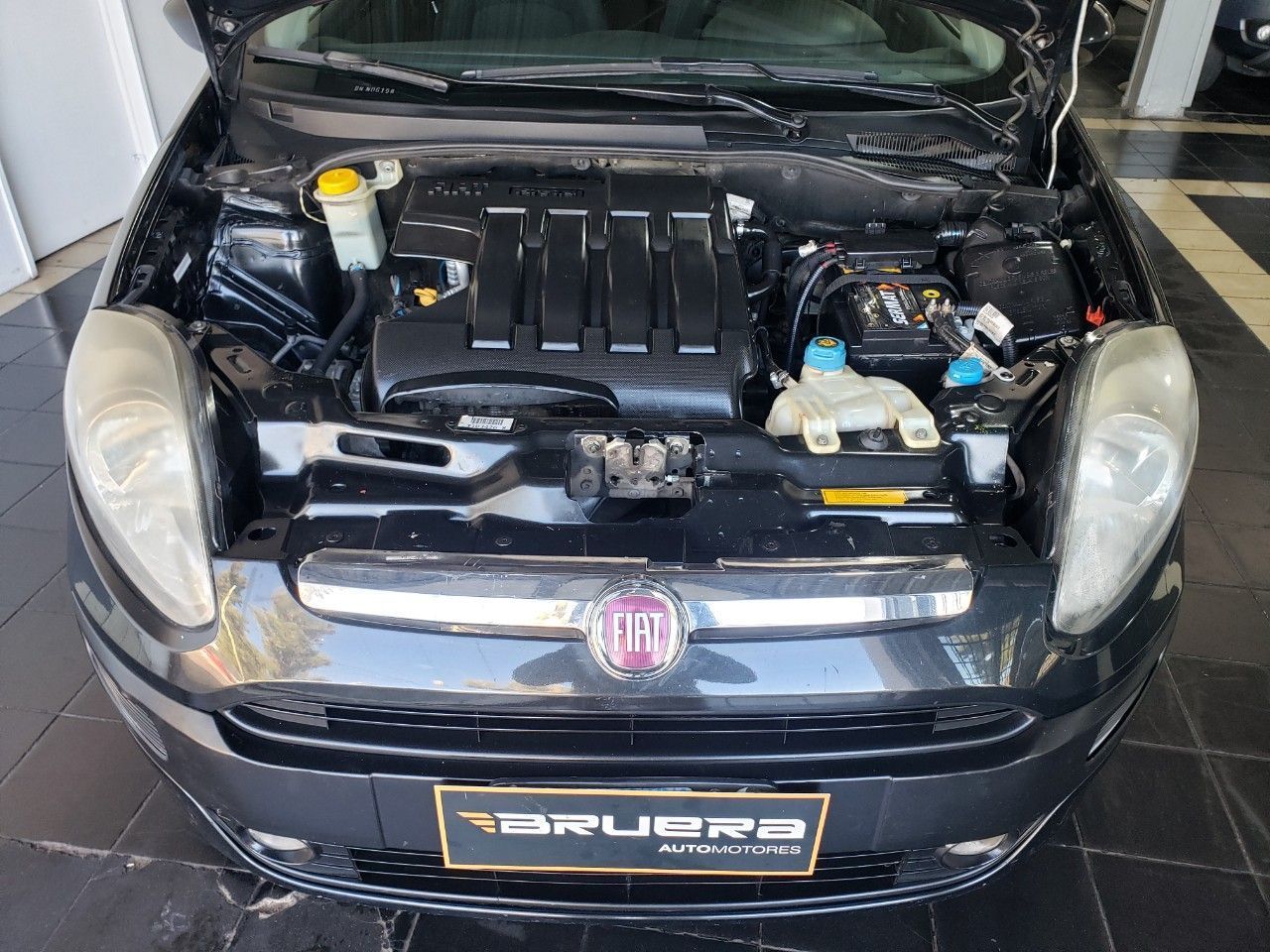Fiat Punto Usado Financiado en Mendoza, deRuedas