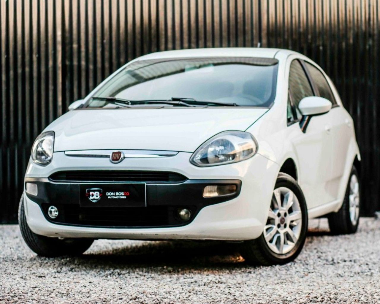 Fiat Punto Usado Financiado en Córdoba, deRuedas