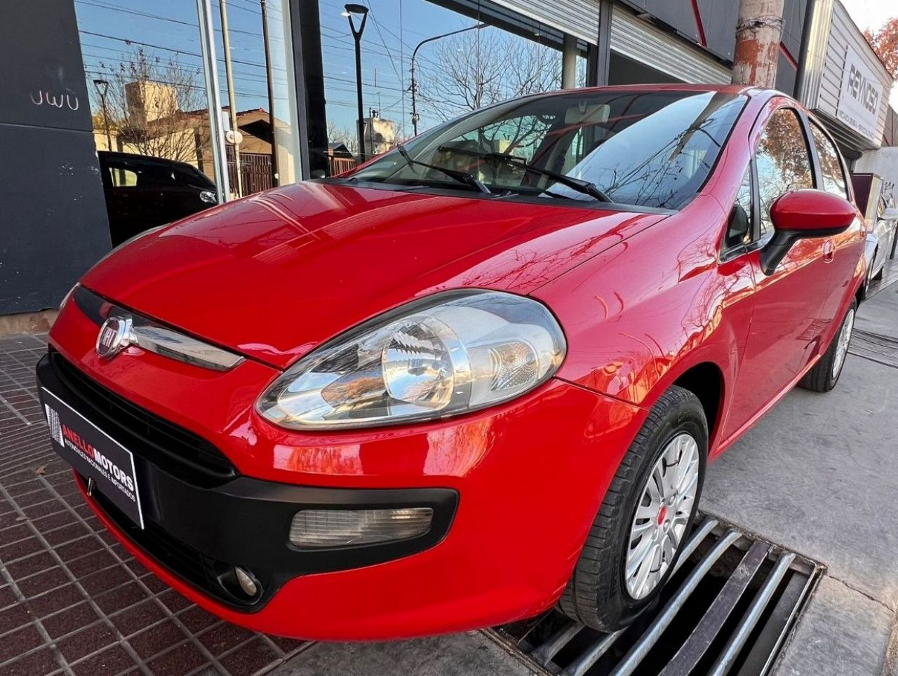 Fiat Punto Usado Financiado en Mendoza, deRuedas