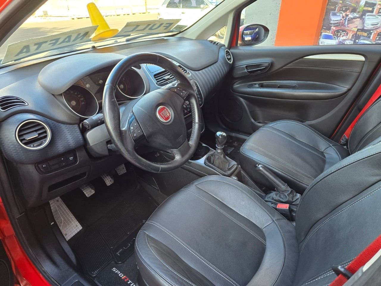 Fiat Punto Usado Financiado en Mendoza, deRuedas
