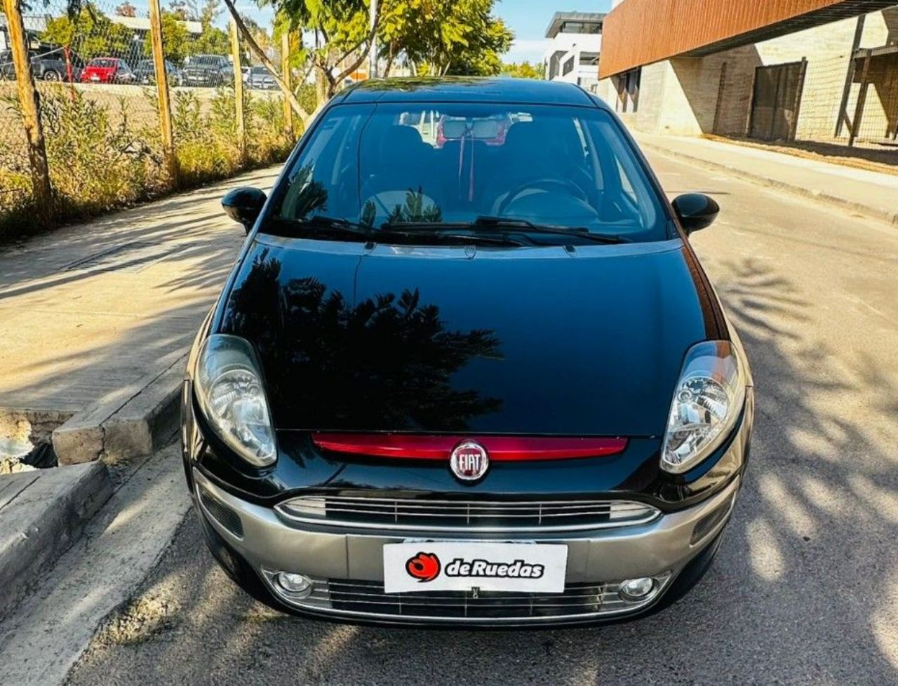 Fiat Punto Usado Financiado en Mendoza, deRuedas