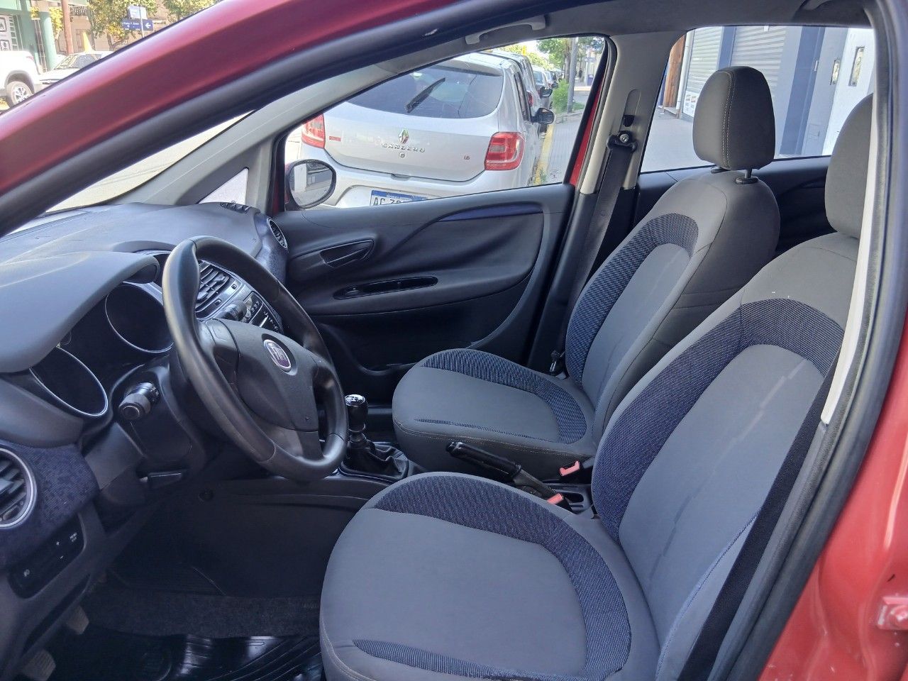 Fiat Punto Usado Financiado en Córdoba, deRuedas