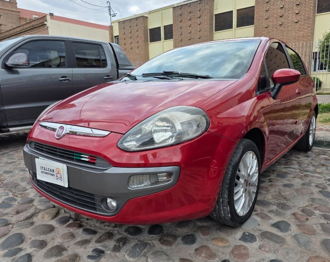 Fiat Punto Usado Financiado en Mendoza, deRuedas