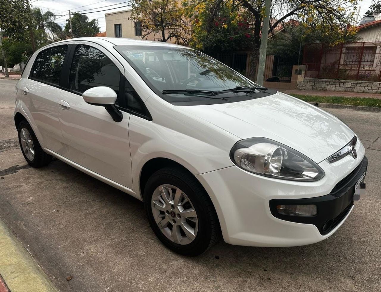 Fiat Punto Usado Financiado en Córdoba, deRuedas