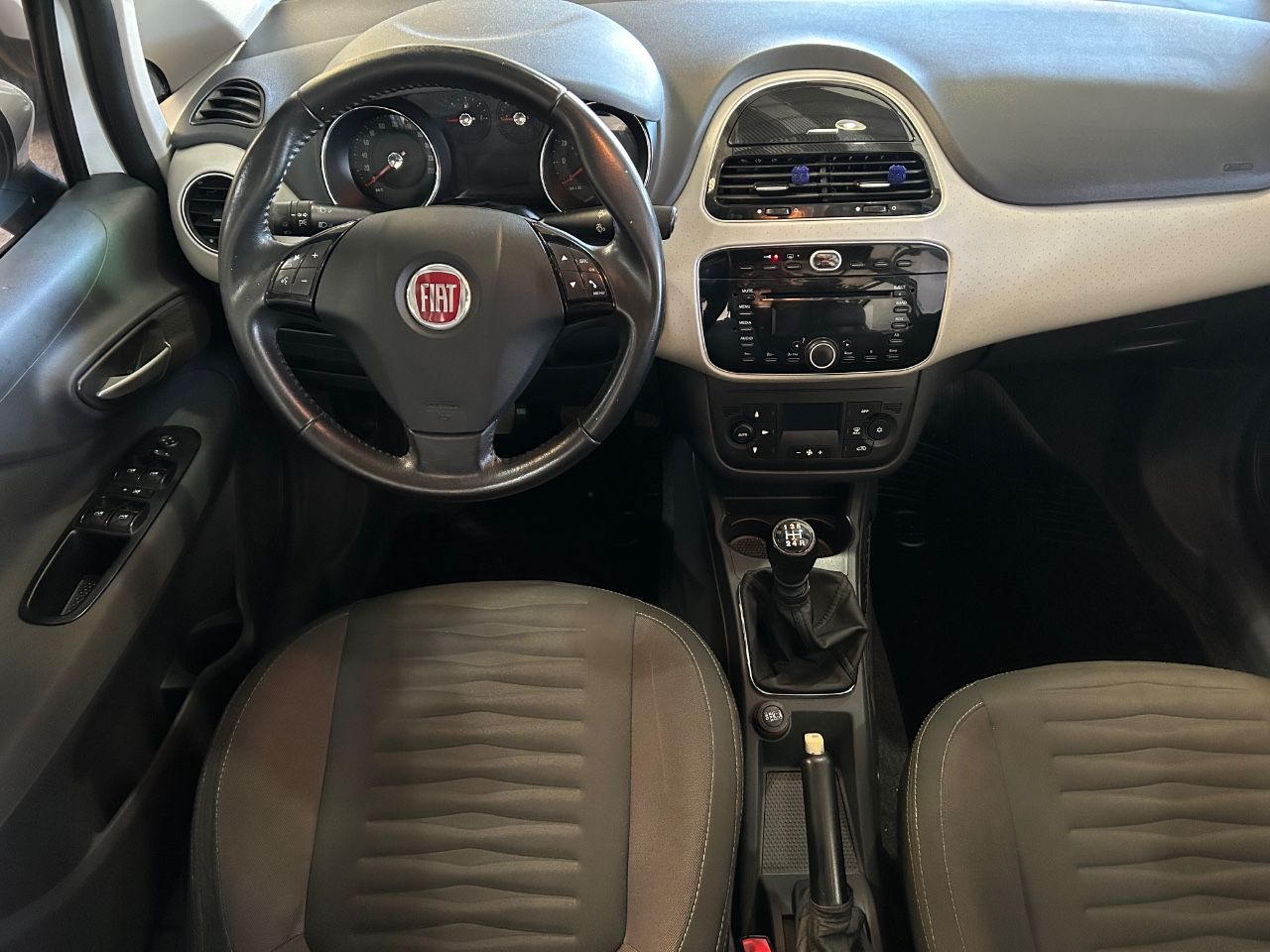 Fiat Punto Usado Financiado en Córdoba, deRuedas
