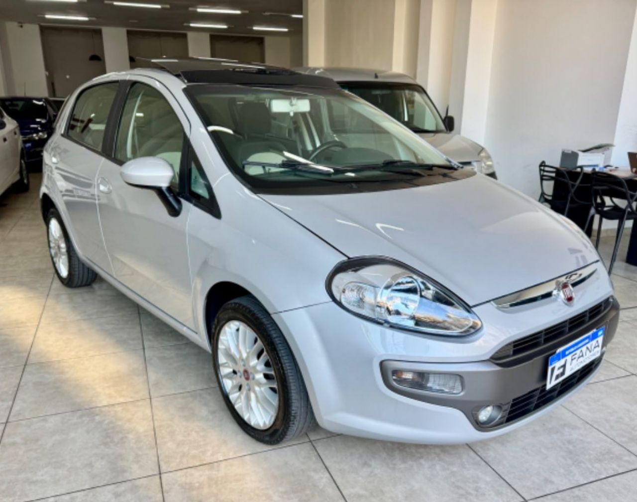 Fiat Punto Usado Financiado en Mendoza, deRuedas