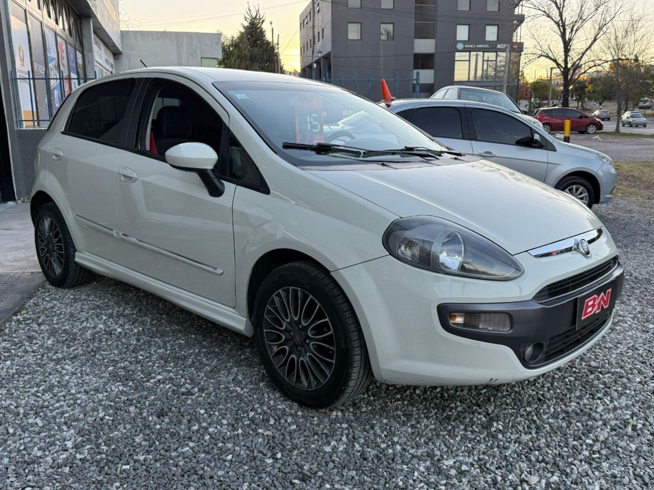 Fiat Punto Usado Financiado en Córdoba, deRuedas