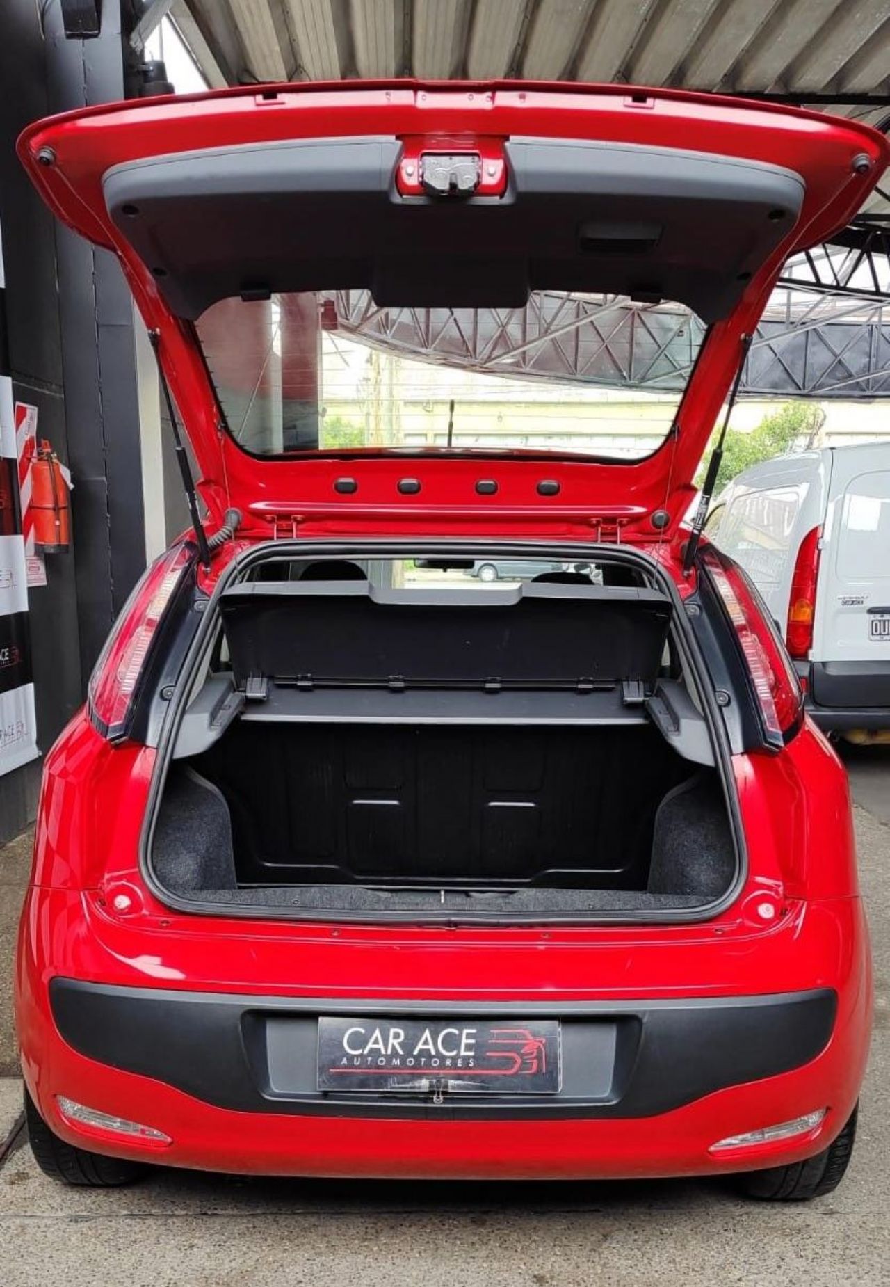 Fiat Punto Usado Financiado en Córdoba, deRuedas