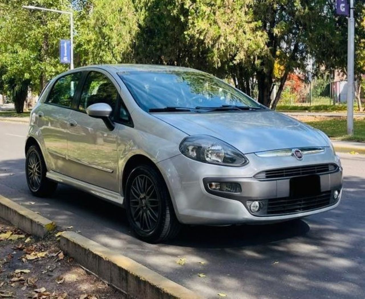Fiat Punto Usado Financiado en Mendoza, deRuedas