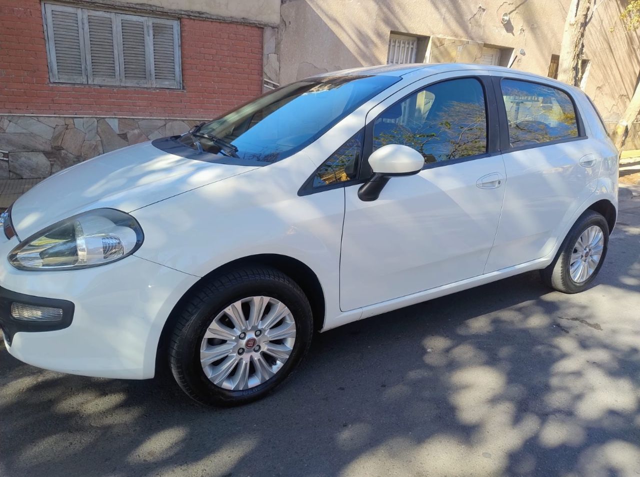 Fiat Punto Usado Financiado en Mendoza, deRuedas