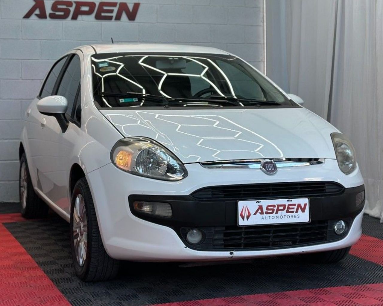 Fiat Punto Usado Financiado en Córdoba, deRuedas