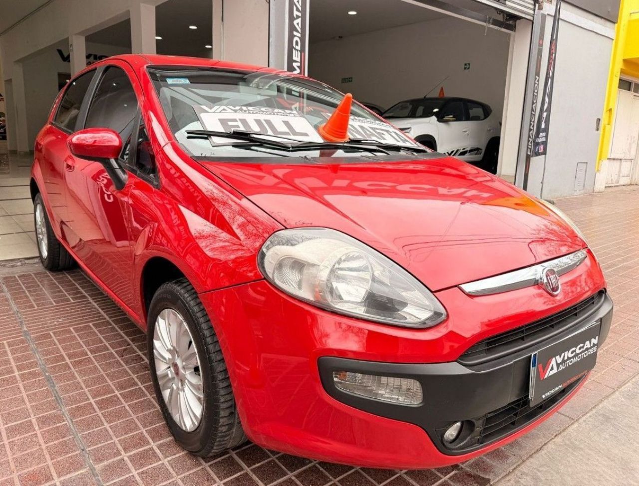 Fiat Punto Usado Financiado en Mendoza, deRuedas