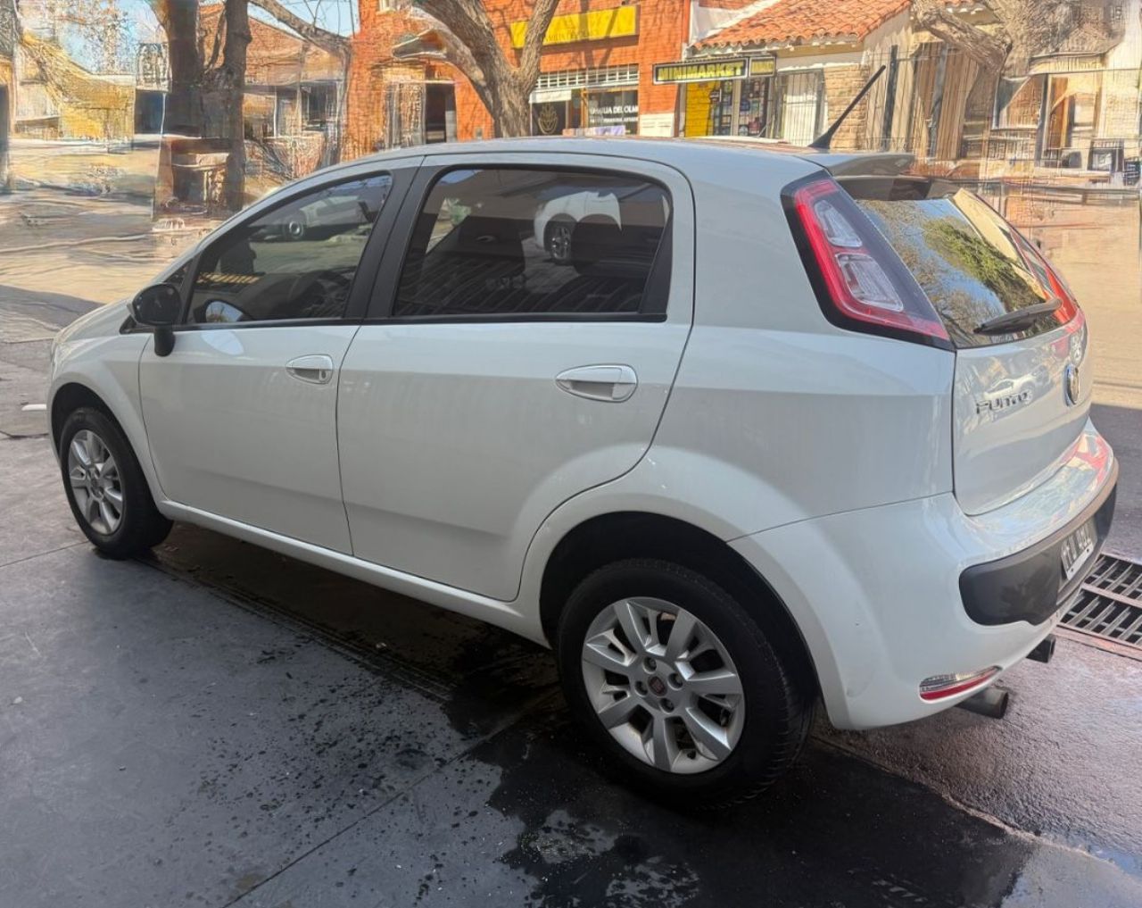 Fiat Punto Usado Financiado en Mendoza, deRuedas